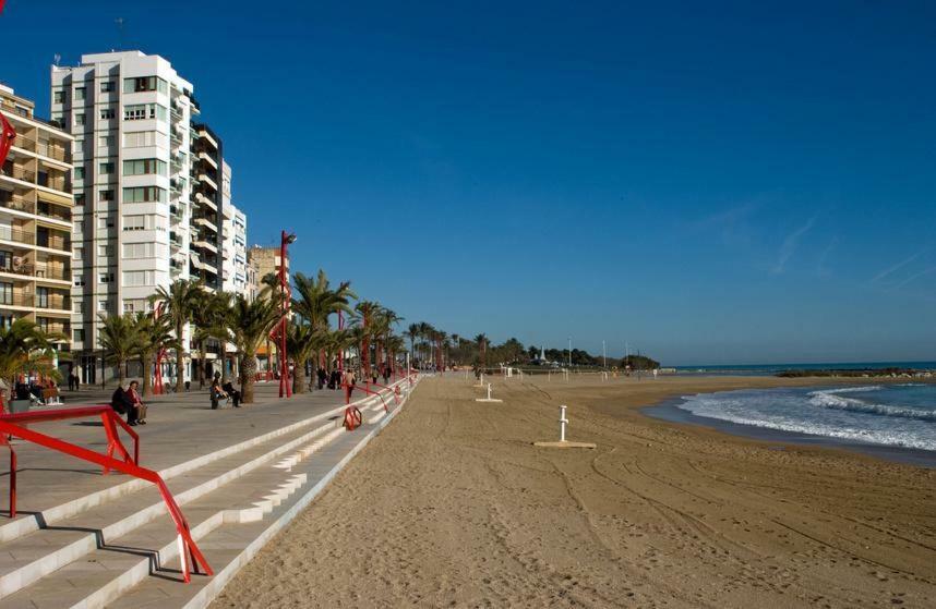 Vinaros Junto Al Mar Apartment Luaran gambar